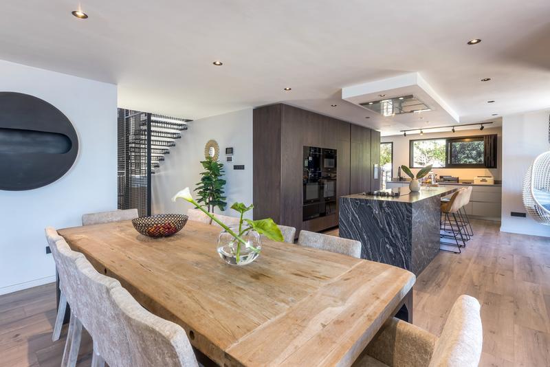 5 Bedroom Property for Sale in Camps Bay Western Cape